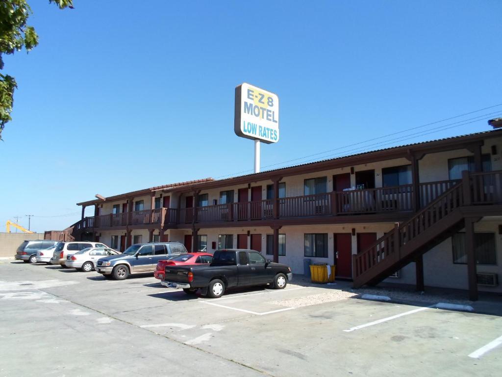 Ez 8 Motel Newark Exterior photo